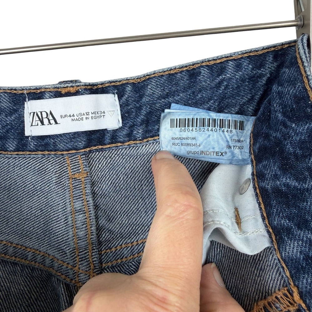 Zara High Waisted Wide Leg Jeans Medium Wash Raw Hem Size 12 - Picture 3 of 4
